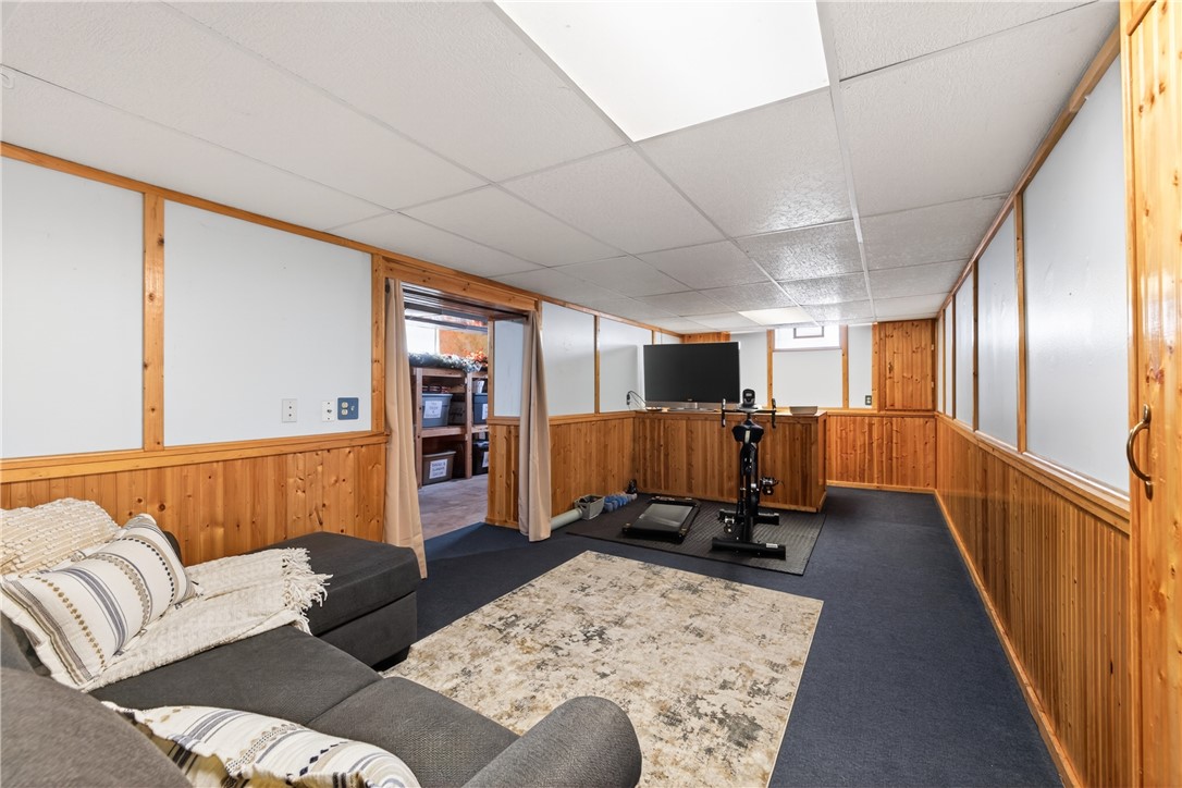 725 Macedon Center Road Perinton, NY 14450 - Photo 27 of 42