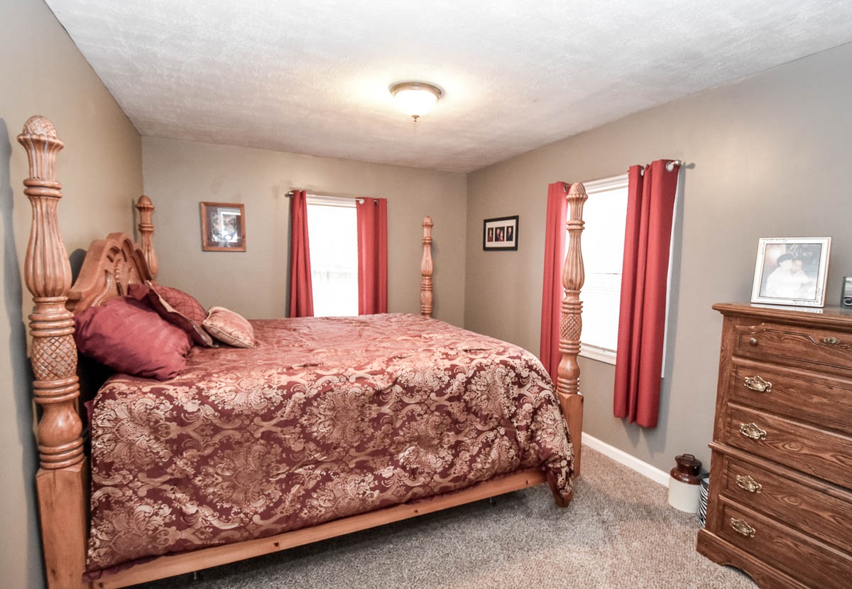 6926 North Maple Grove Road Bloomington, IN 47404 - Photo 13 of 33