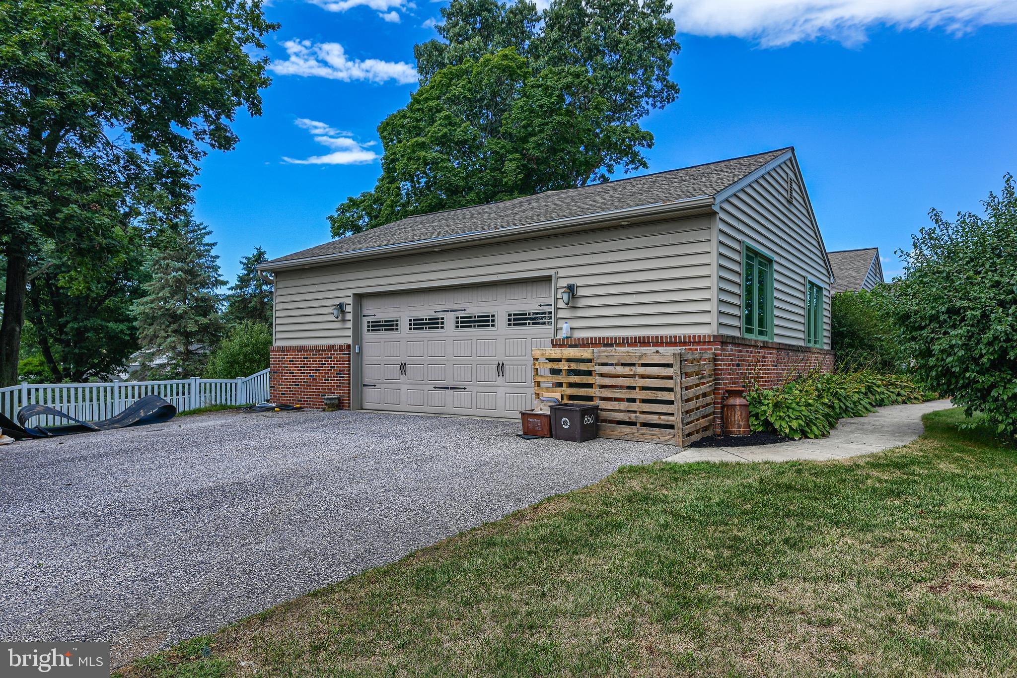 850 Locust Grove Road York, PA 17402 - Photo 3 of 43 Gallery Image 3