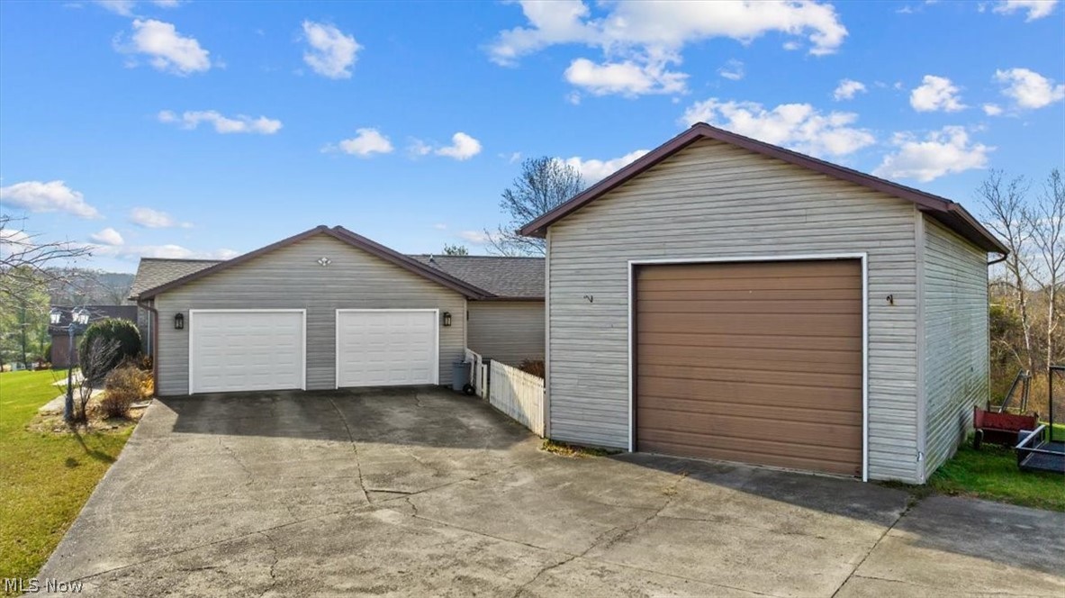 385 Spence Road Belpre, OH 45714 - Photo 6 of 15