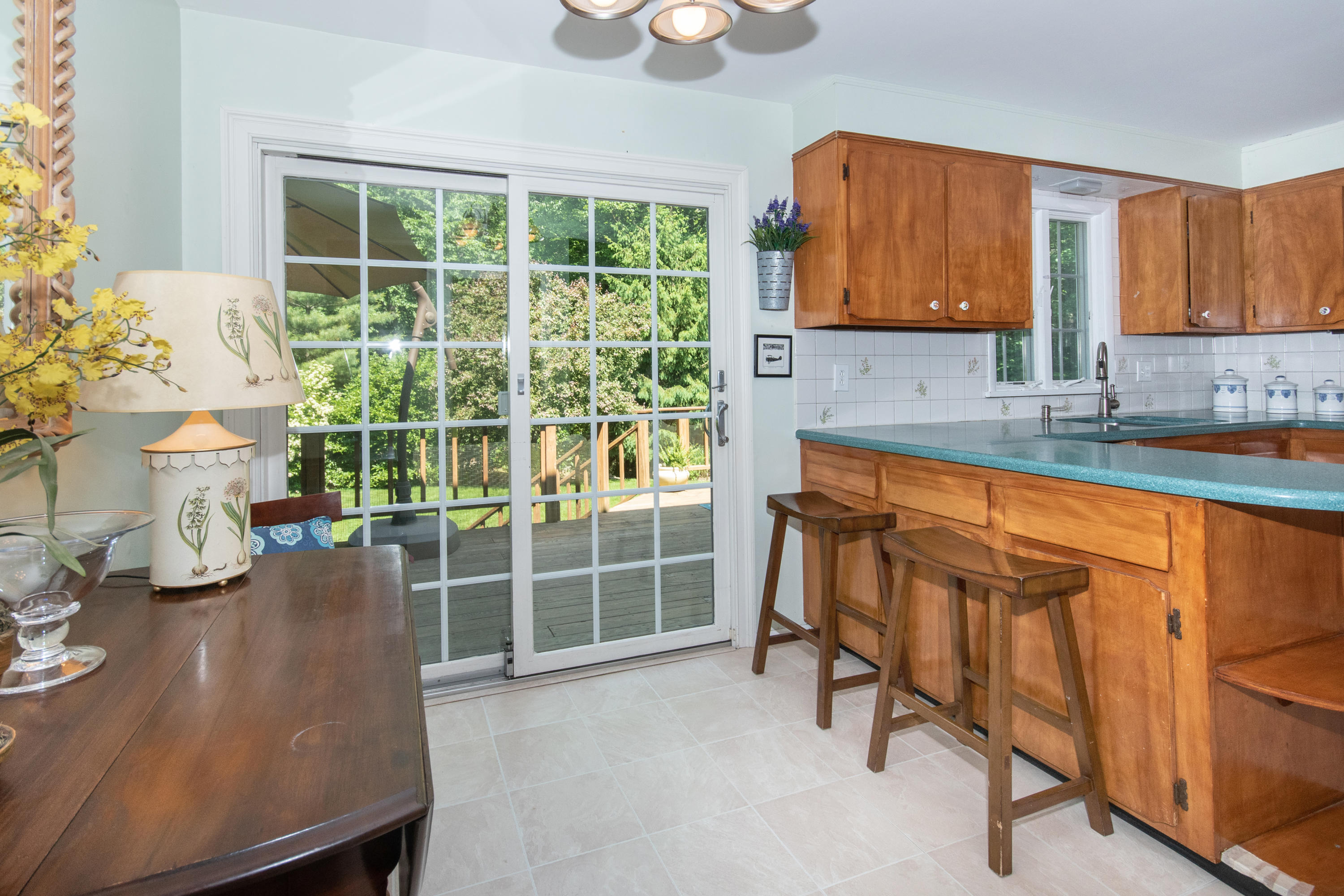 71 Rocky Brook Road New Canaan, CT 06840 - Photo 11 of 28