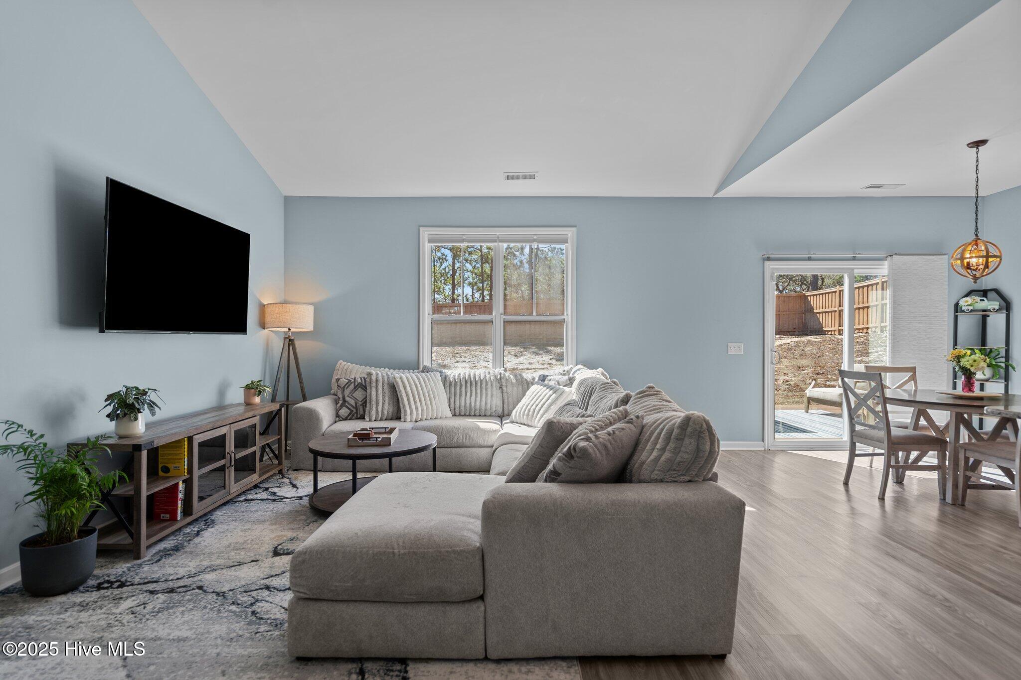 477 Lehigh Road Wilmington, NC 28412 - Photo 6 of 43 20-web-or-mls-DSC02252