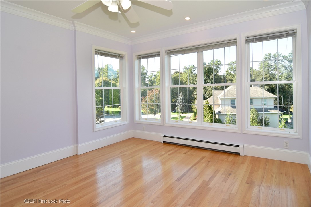 3 Freeborn Road Bristol, RI 02809 - Photo 22 of 33 Bedroom