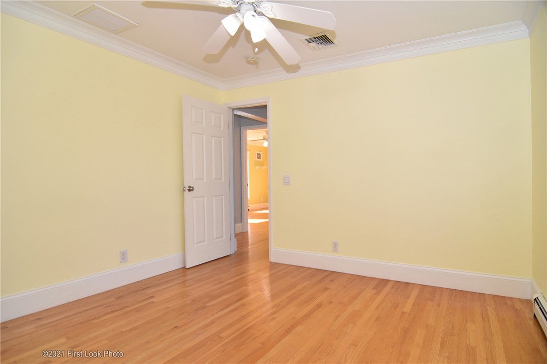 3 Freeborn Road Bristol, RI 02809 - Photo 25 of 33