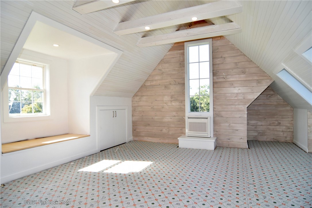 3 Freeborn Road Bristol, RI 02809 - Photo 27 of 33 Finished 3rd floor Space