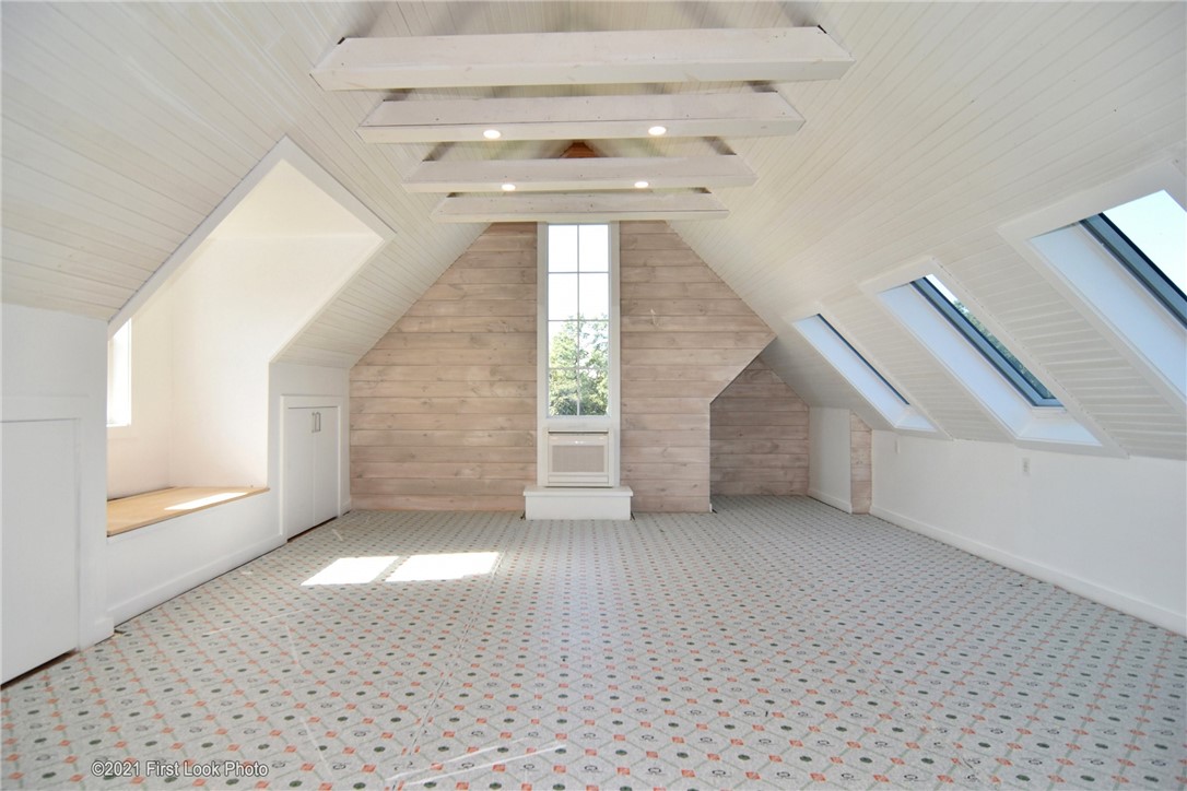 3 Freeborn Road Bristol, RI 02809 - Photo 28 of 33