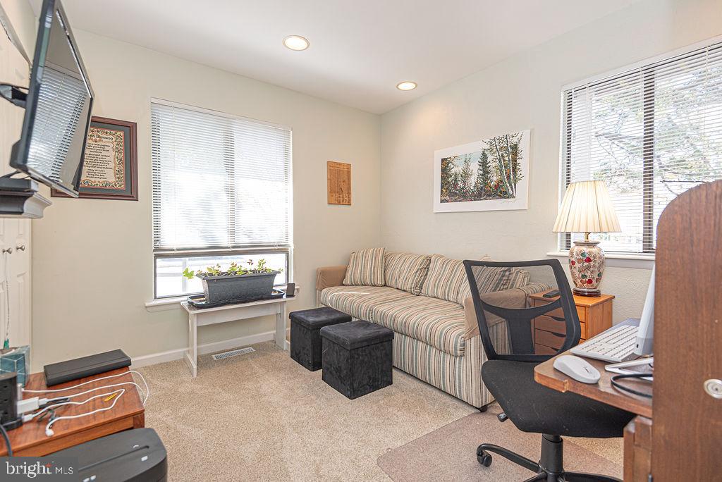 148 Jamestown Road Ocean City, MD 21842 - Photo 15 of 39