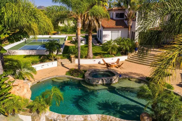 $5,650,000 | 3472 Calle Margarita, Encinitas, CA 92024