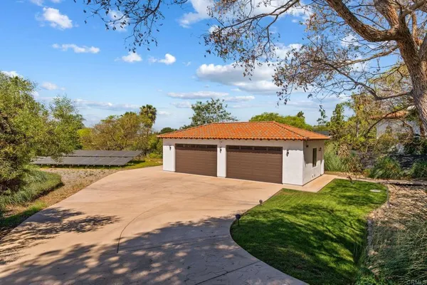 $5,650,000 | 3472 Calle Margarita, Encinitas, CA 92024