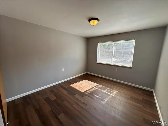 $975 | 14 Bruce Drive, Unit 4, Florissant, MO 63031