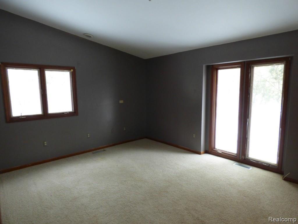 8650 Chilson Road Pinckney, MI 48169 - Photo 34 of 57