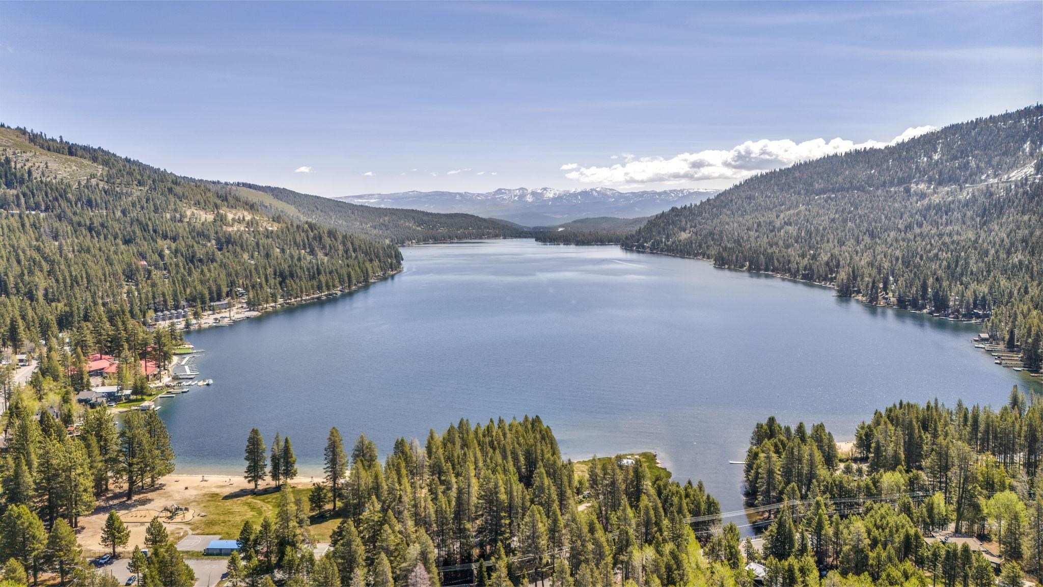 15775 Donner Pass Road, Unit B 124 Truckee, CA 96161 - Photo 16 of 21 Gallery Image 16
