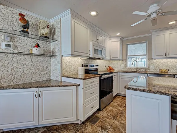 $225,000 | 252 Sun Air Circle, Osprey, FL 34229