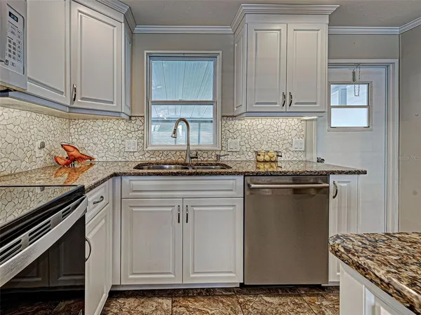 $225,000 | 252 Sun Air Circle, Osprey, FL 34229