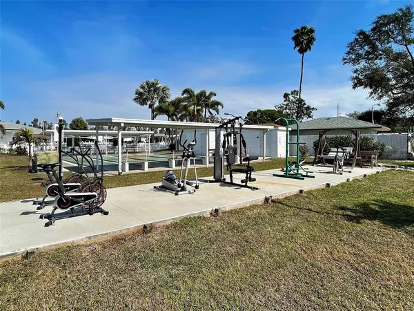 $225,000 | 252 Sun Air Circle, Osprey, FL 34229