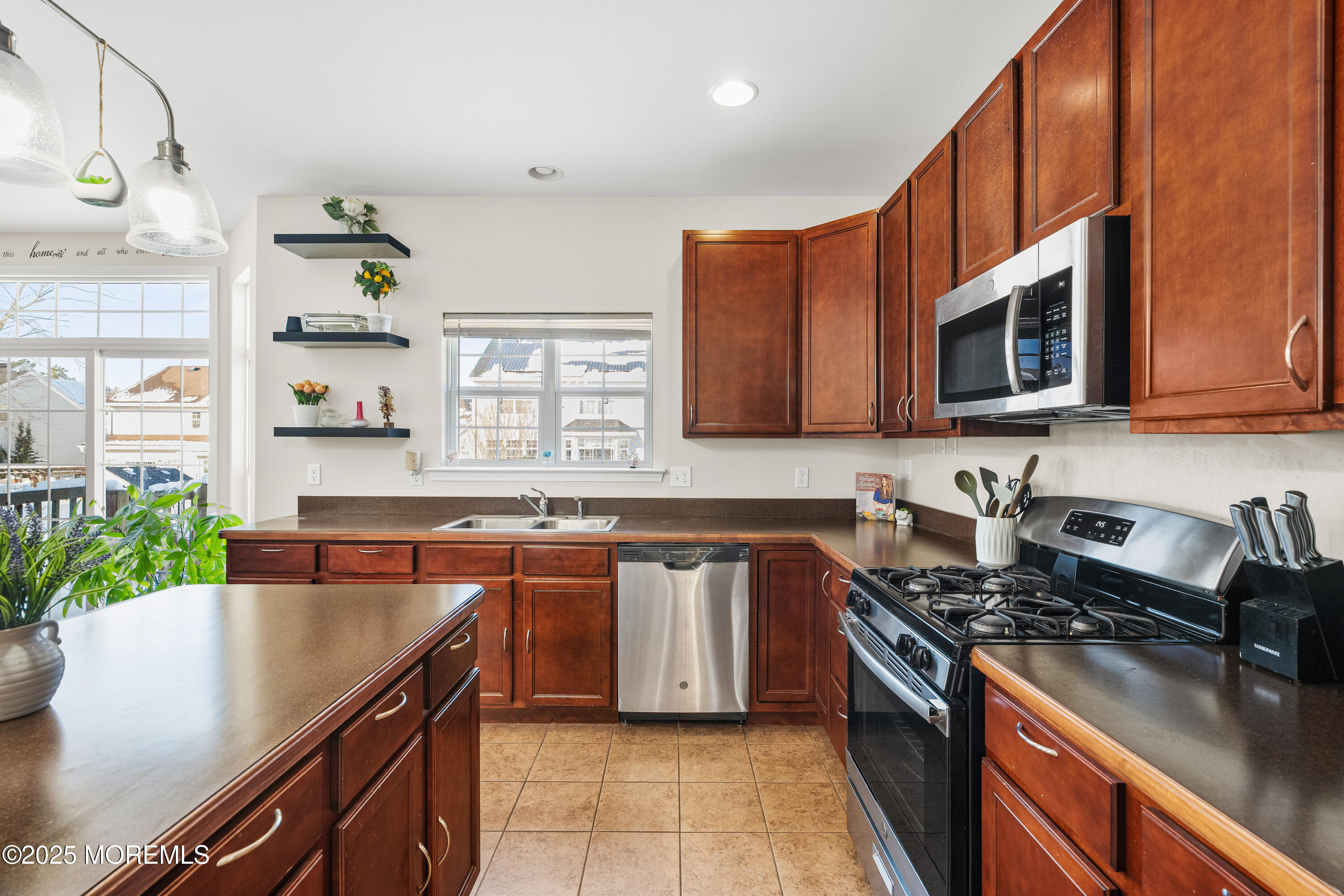 17 Heather Way Barnegat, NJ 08005 - Photo 16 of 50 14