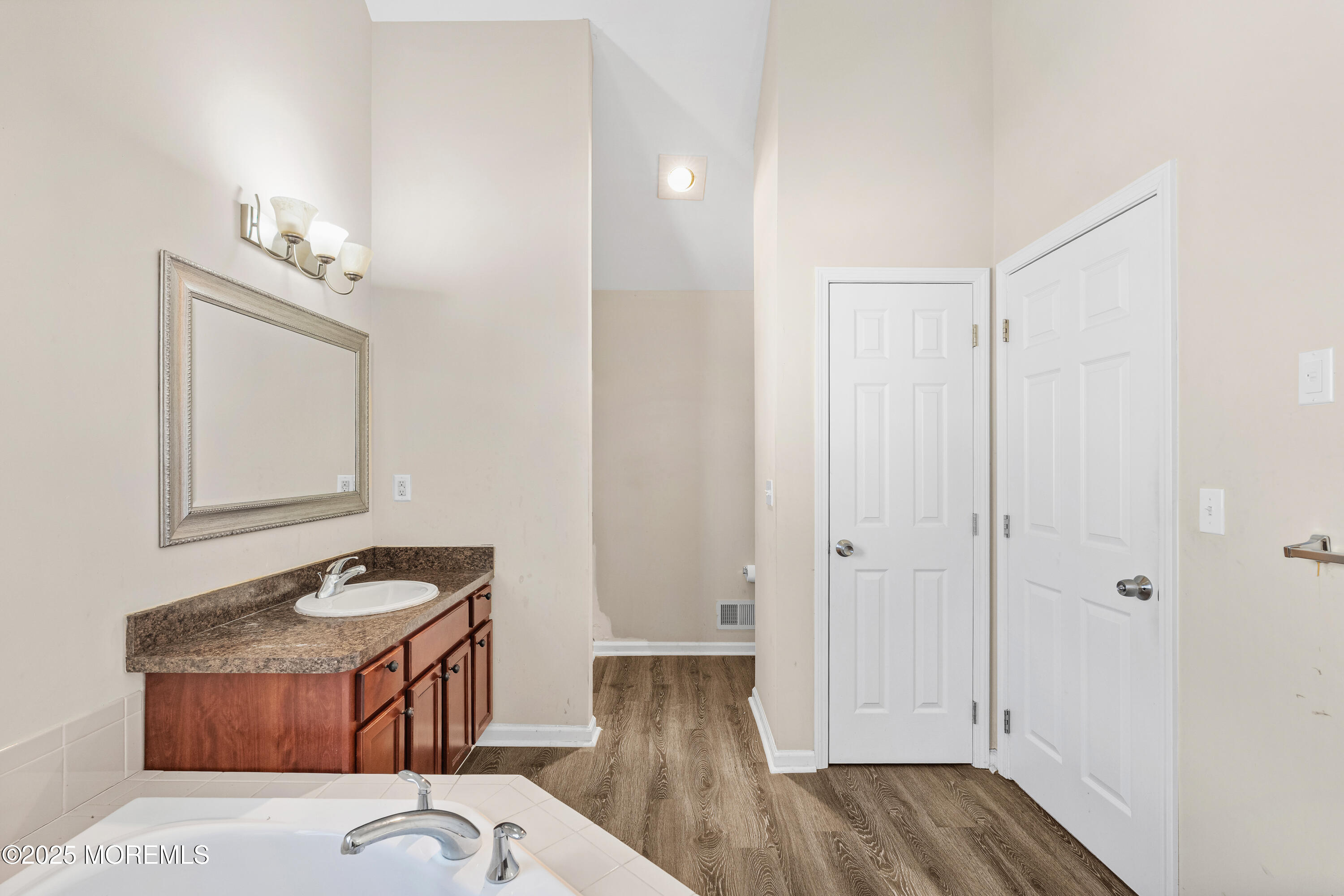 17 Heather Way Barnegat, NJ 08005 - Photo 29 of 50 33