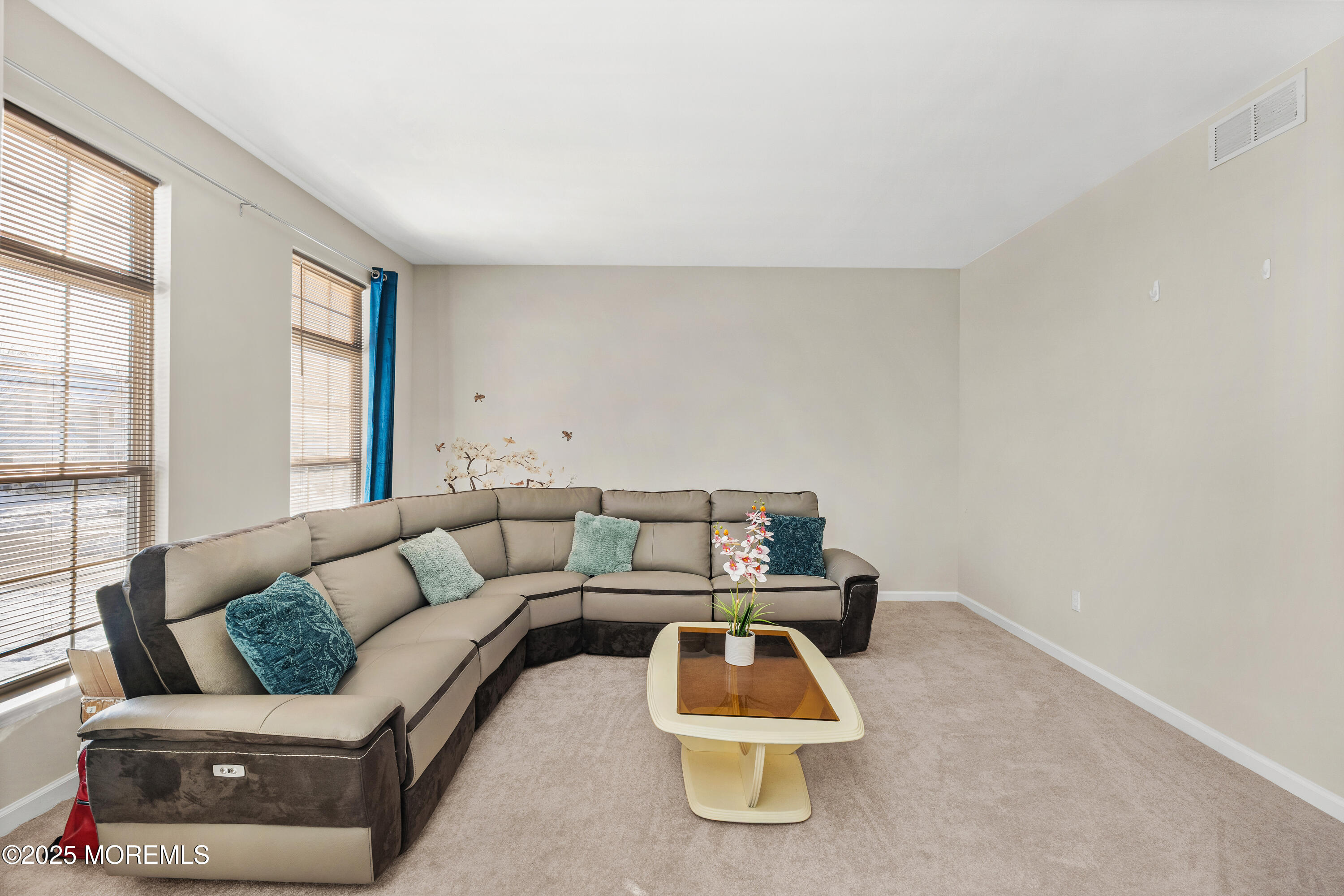 17 Heather Way Barnegat, NJ 08005 - Photo 6 of 50 3