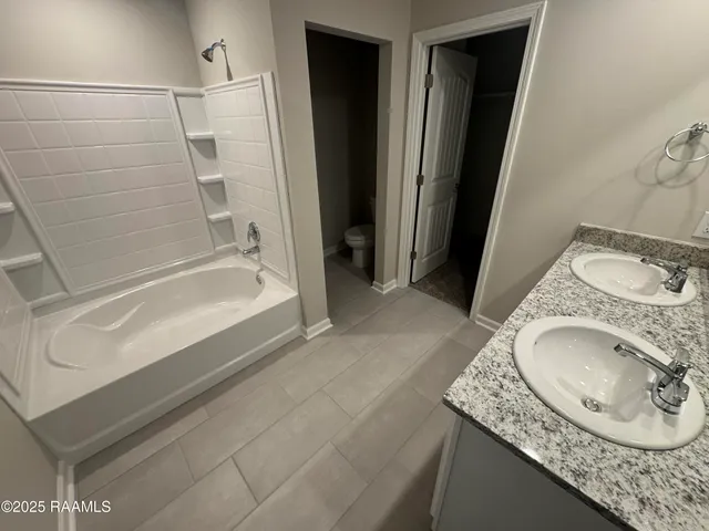 $1,800 | 331 White Pine Drive, Lafayette, LA 70501