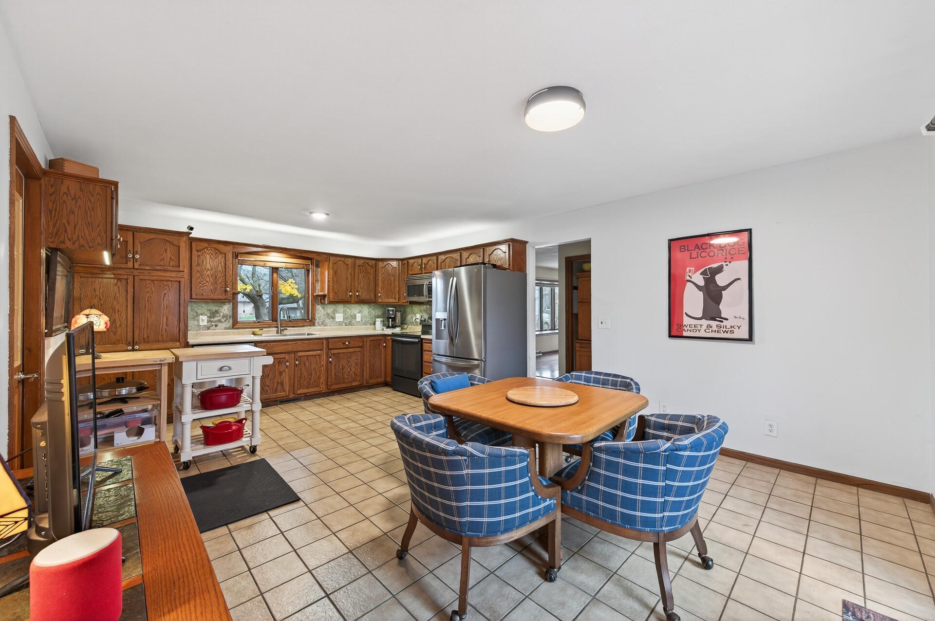 719 Countryview Circle Hudson, WI 54016 - Photo 13 of 44