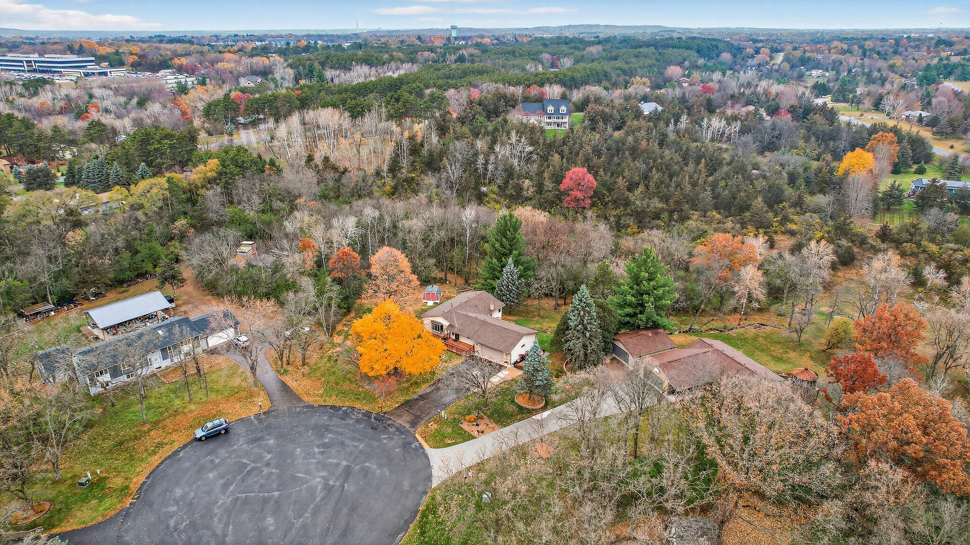 719 Countryview Circle Hudson, WI 54016 - Photo 3 of 44