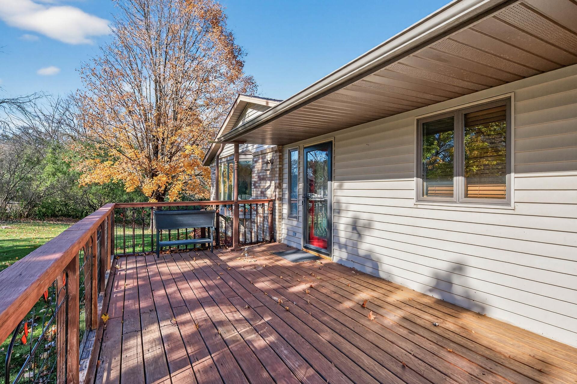 719 Countryview Circle Hudson, WI 54016 - Photo 4 of 44