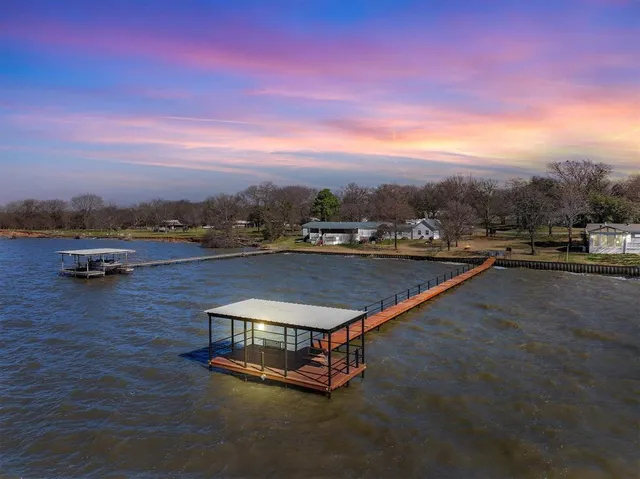 $375,000 | 10165 North Lake Circle, Kemp, TX 75143