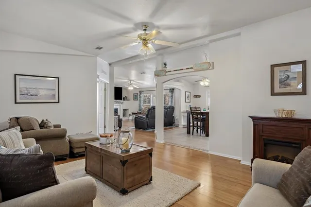 $375,000 | 10165 North Lake Circle, Kemp, TX 75143