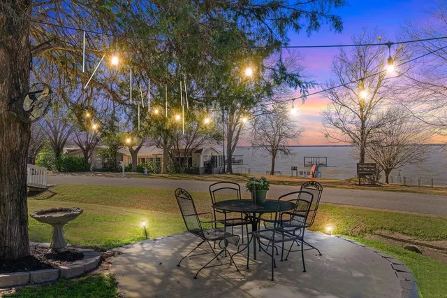 $375,000 | 10165 North Lake Circle, Kemp, TX 75143