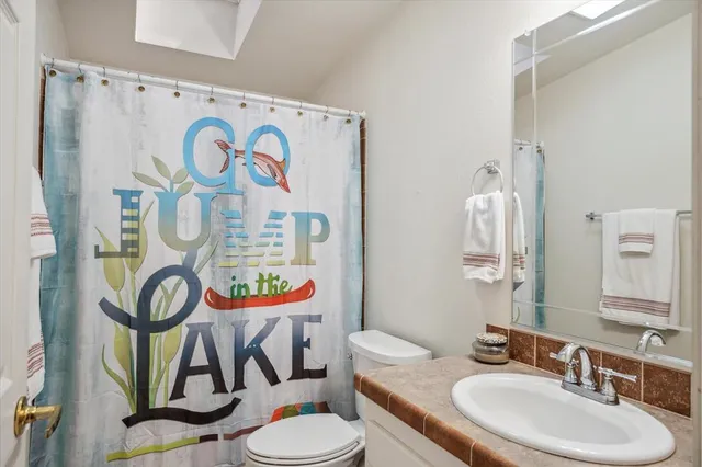 $375,000 | 10165 North Lake Circle, Kemp, TX 75143