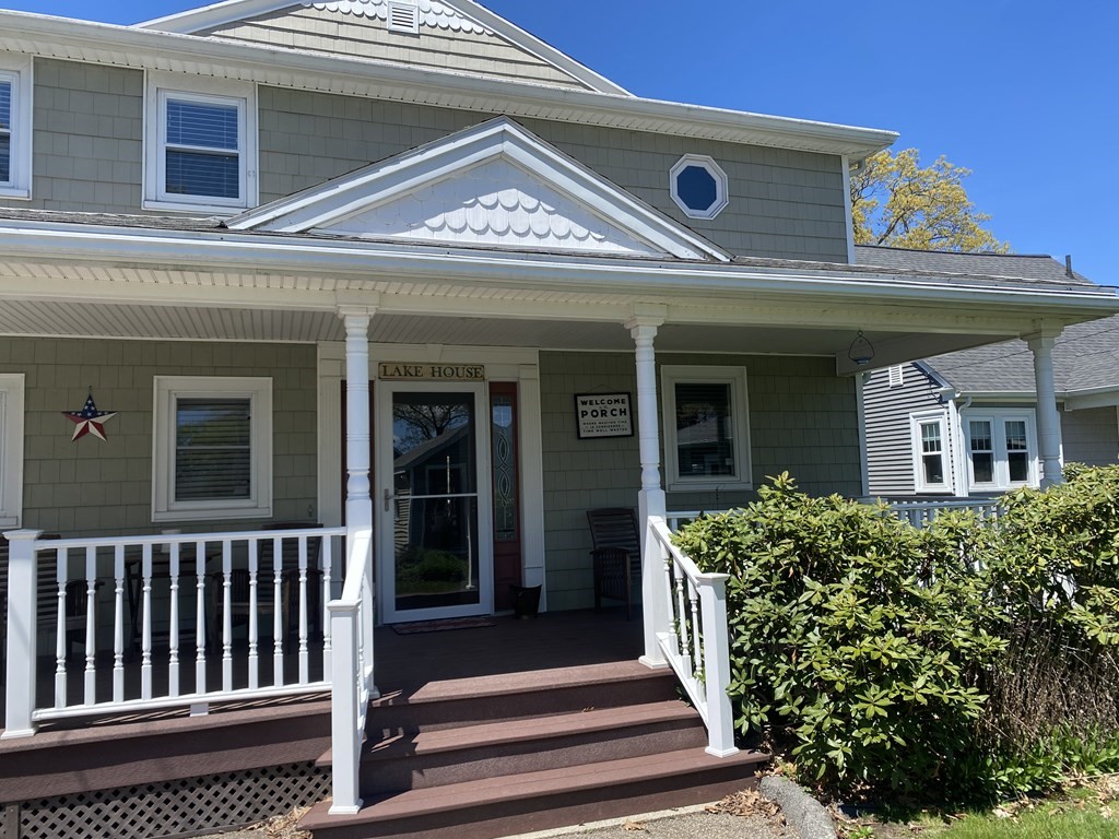 100 Union Point Road Webster, MA 01570 - Photo 3 of 31 a front view of a house
