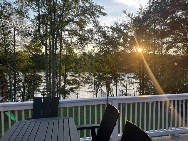 $899,000 | 73 Cypress Point Drive, Winchester, TN 37398