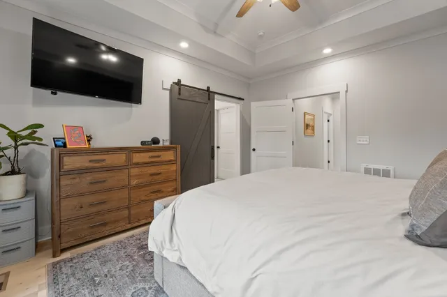 $899,000 | 73 Cypress Point Drive, Winchester, TN 37398