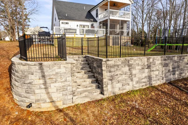 $899,000 | 73 Cypress Point Drive, Winchester, TN 37398