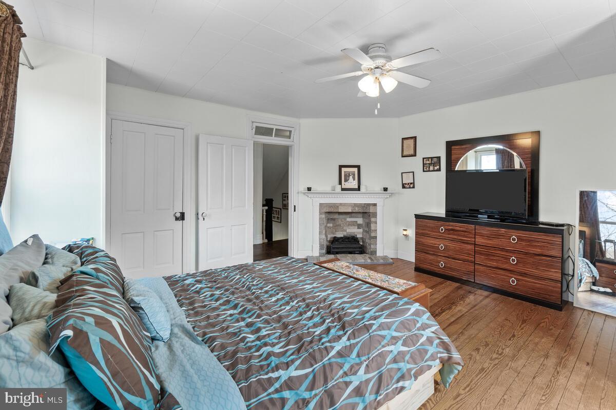 25526 Military Road Cascade, MD 21719 - Photo 20 of 59 Everyone wants a fireplace mantel in their bedroom