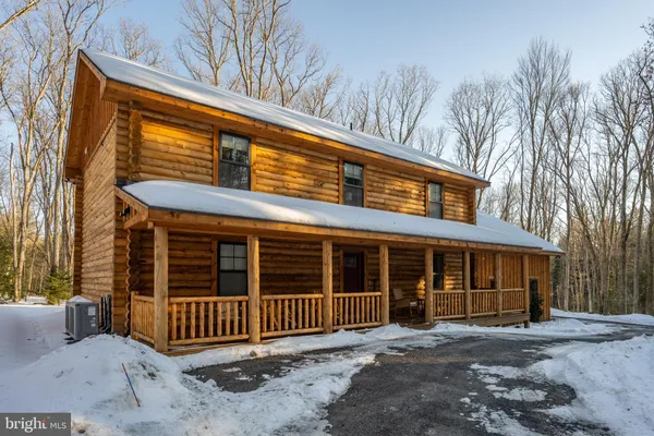$930,000 | 62 Whispering Pines Lane, Oakland, MD 21550