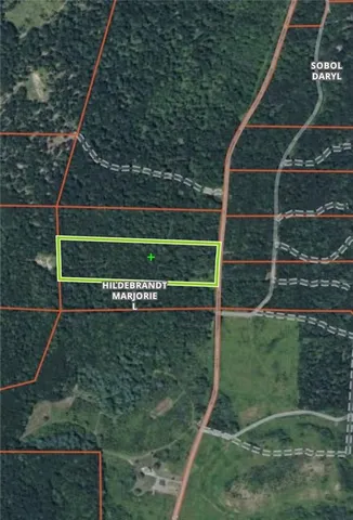 a view of a tennis court