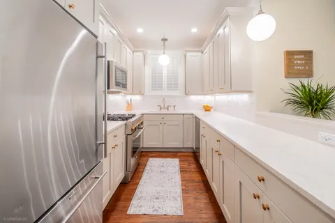 $849,900 | 1541 West Montana Street, Unit 1, Chicago, IL 60614