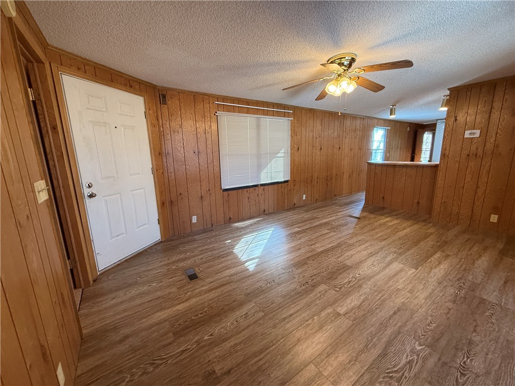 130 Chauga Road Westminster, SC 29693 - Photo 11 of 20