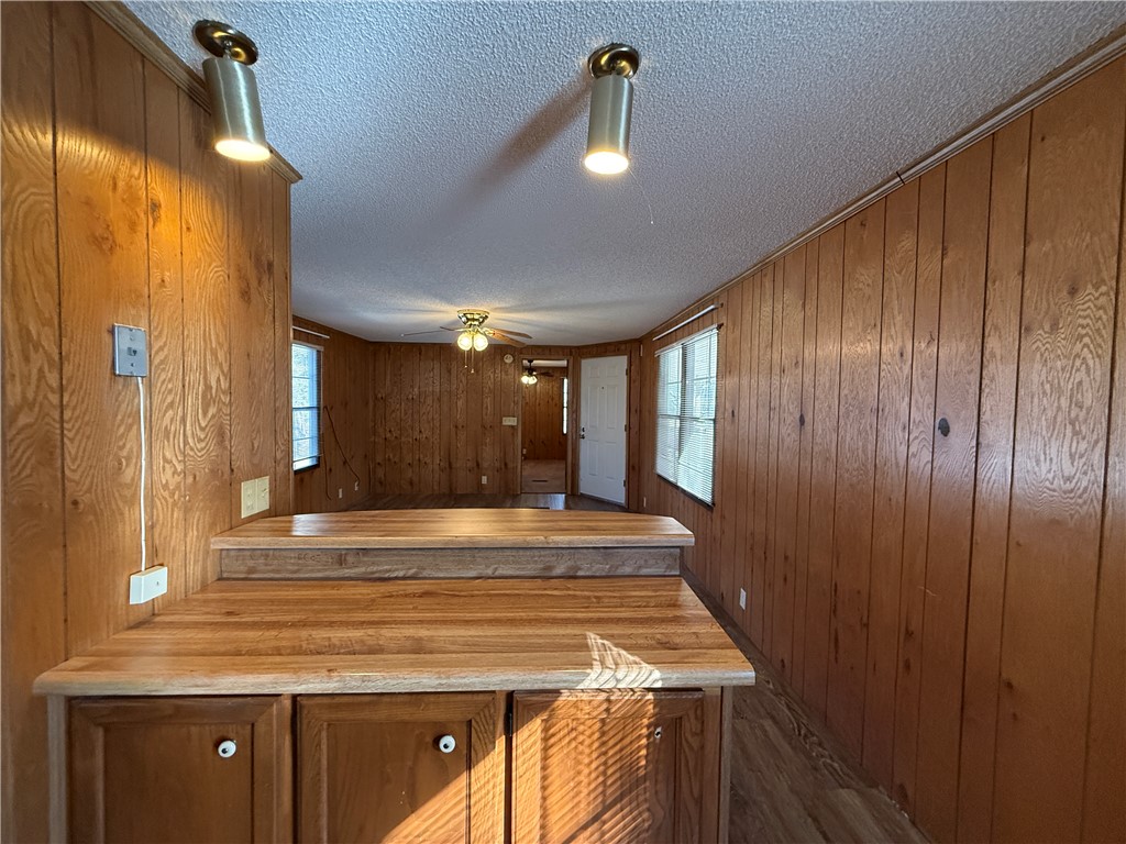 130 Chauga Road Westminster, SC 29693 - Photo 5 of 20