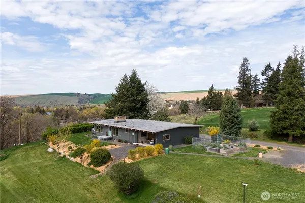 $549,000 | 800 Eckler Street, Dayton, WA 99328