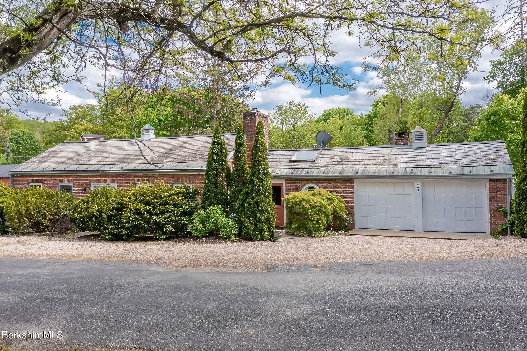 1194 Ashley Falls Road Sheffield, MA 01257 - Photo 6 of 62 7 Front Entrance