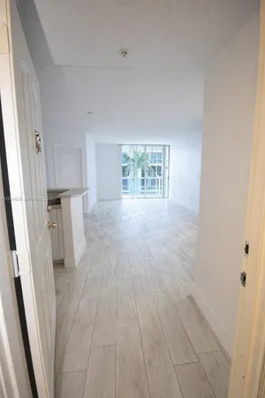 $2,650 | 5085 Northwest 7th Street, Unit 706, Miami, FL 33126