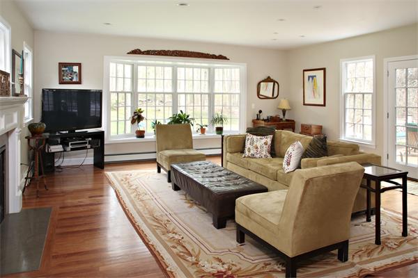 86 Windsor Road Needham, MA 02492 - Photo 5 of 7