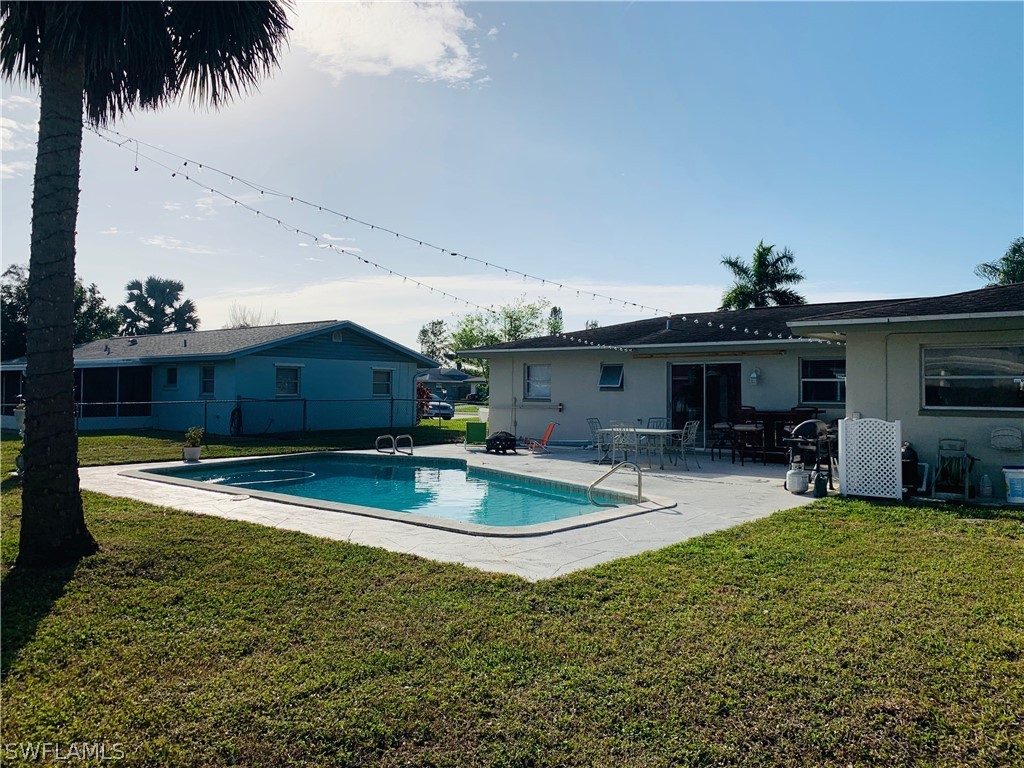 1657 South Mayfair Road Fort Myers, FL 33919 - Photo 6 of 27 Gallery Image 6
