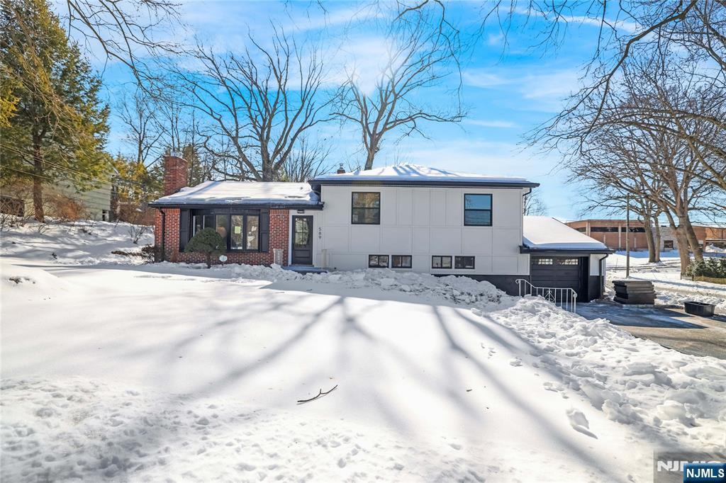 589 Fletcher Avenue Oradell, NJ 07649 - Photo 1 of 31