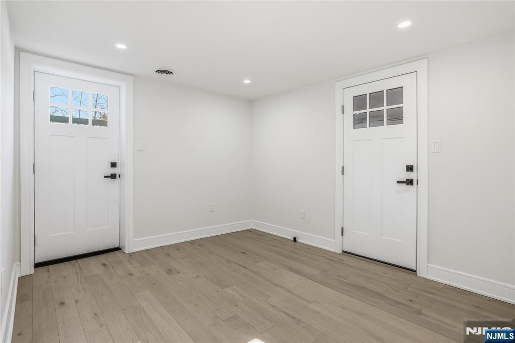 589 Fletcher Avenue Oradell, NJ 07649 - Photo 27 of 31