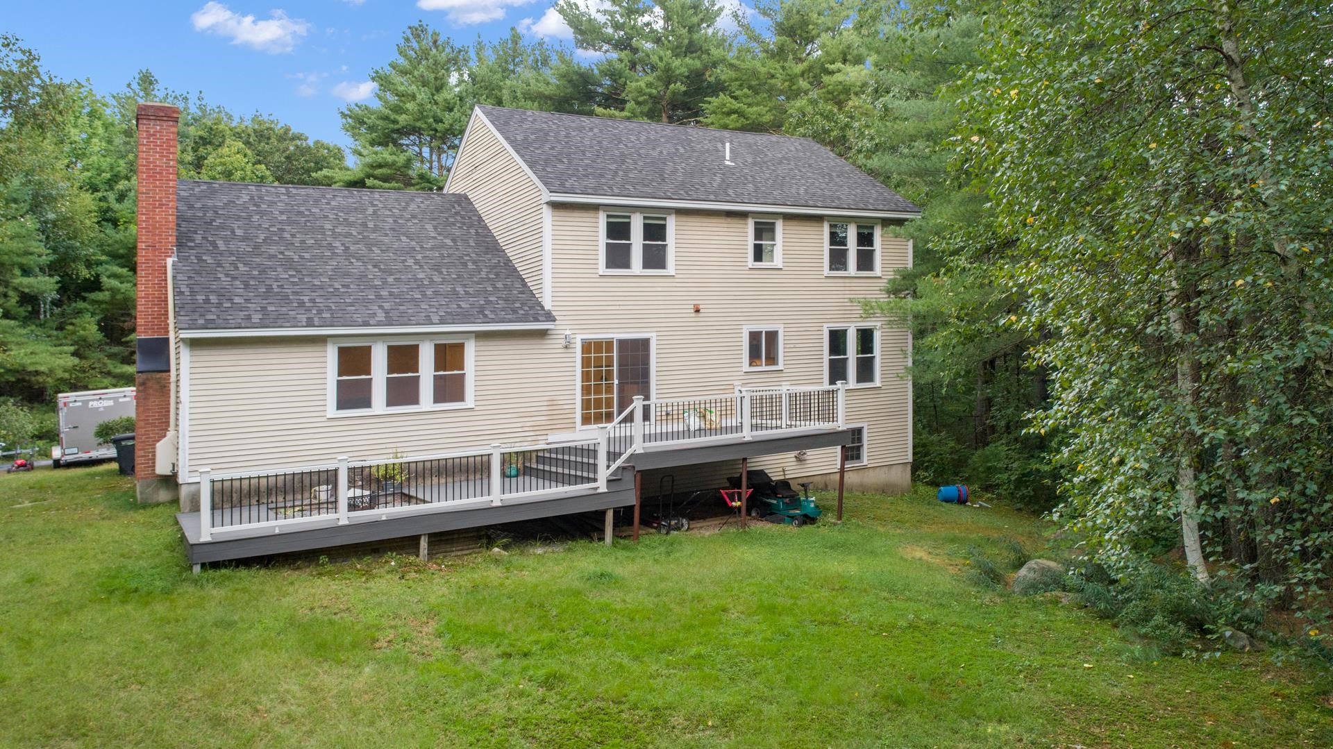 94 Hardy Road Bedford, NH 03110 - Photo 32 of 37