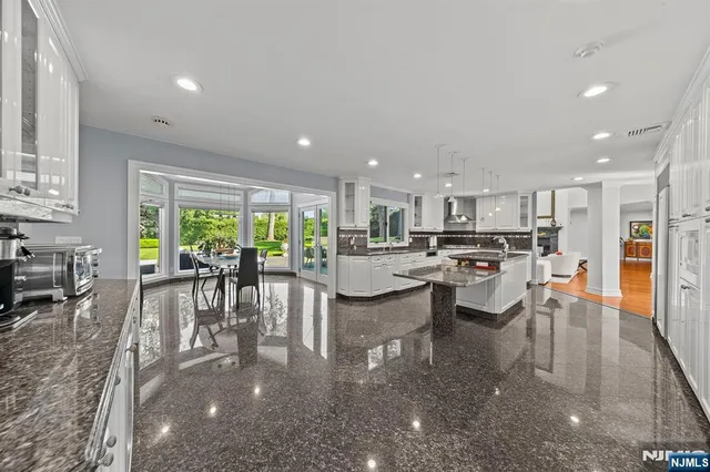 $22,500 | 172 Truman Drive, Cresskill, NJ 07626