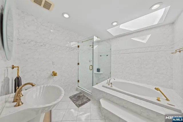 $22,500 | 172 Truman Drive, Cresskill, NJ 07626